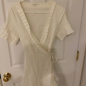 white scallop detailing dress